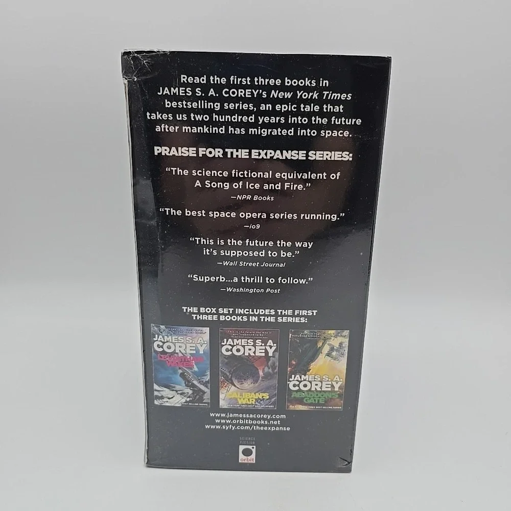 The Expanse Boxed Set: Leviathan Wakes, Caliban's War and Abaddon's Gate‎